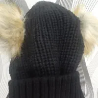 کلاه پوم دار