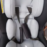 صندلی خودرو کودک نو کاملا آکبند همراه با کارتن|تخت و صندلی بچه|رشت, حافظ آباد|دیوار