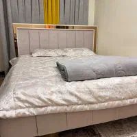 تخت خواب دو نفره