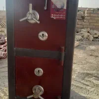 گاو صندق دو طبقه‌ی ایران کاوه.