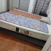 تشک بهمراه تخت یکنفره