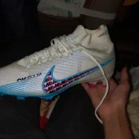 کفش ،کتونی فوتبال چمن