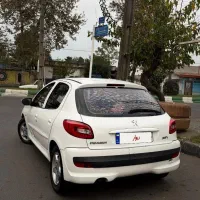 ۲۰۷ مدل۹۶ کم کار و خیلی تمیز|خودرو سواری و وانت|رشت, شهرک صبا|دیوار