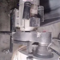 فروش یک عدد آسیاب توس شکن ۲۵۰۰ همراه عرقگیر