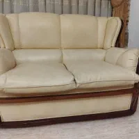 مبل چرم 7 نفره ترک با میز جلو مبلی و میز عسلی|مبلمان خانگی و میز عسلی|رشت, رشتیان|دیوار