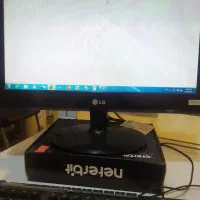 خانم جهت کار پاره وقت در پیشخوان