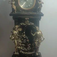 ساعت آبنما دار