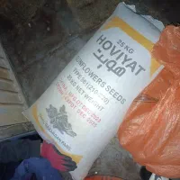 تخمه آفتابگردان خارجی تناژ