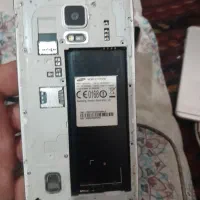 تعدادی گوشی معیوب