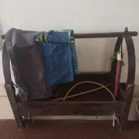تعدادی وسایل کودک|اسباب و اثاث بچه|لردگان, |دیوار