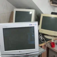 مانیتور قدیمی crt خیلی تروتمیز