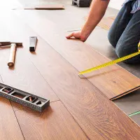 نصاب قرنیز پارکت سقف کاذب دیوارپوش نصب