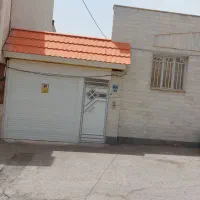 ویلایی 90 متری/ 10 متر بر/ بازسازی شده / هنرستان|فروش خانه و ویلا|قم, قلعه عموحسین|دیوار