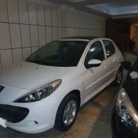 پژوه207 صفر کیلومتر سقف شیشه‌ای