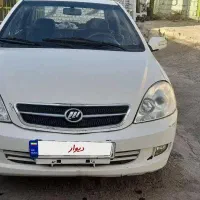 لیفان ۵۲۰ i بیرنگ