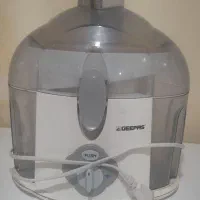 آب میوه گیری کاملا سالم