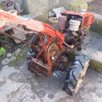 تیلر چهارونیم