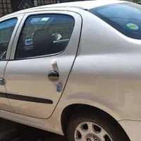 پژو 206 SD V8، مدل ۱۳۹۹ و رانا پانوراما مدل ۱۴۰۰|خودرو سواری و وانت|شیراز, شهرک آرین|دیوار