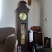 ساعت ایستاده