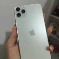 آیفون 11 پرومکس سفید