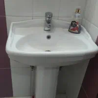 روشویی همراه با شیر