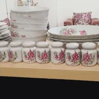 چینی طرح گل ارکیده ۱۲نفره قیمت مناسب|ظروف سرو و پذیرایی|خرم‌آباد, |دیوار