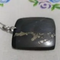 گردنبند ضد امواج الکترومغناطیسی