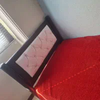 تخت خواب یکنفره