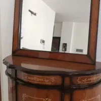 اینه کنسول سلطنتی