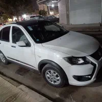 کوئیک سفید مشکی