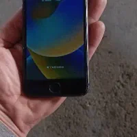 گوشی ایفون 8