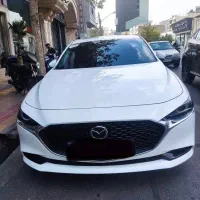 مزدا3 مدل 2024 داخل مشکی