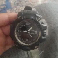 ساعت مچی هوشمند با ساعت جی شاک