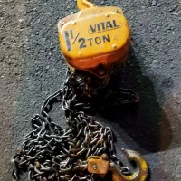 جرثقیل یک و نیم تنی اصل ژاپن ـ استوک