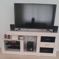 میز تلوزیون