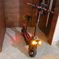 اسکوتر برقی|دوچرخه، اسکیت، اسکوتر|صدرا-فارس, فاز ۱|دیوار