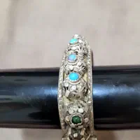 یک عدد دستبند عتیقه قدیمی نقره