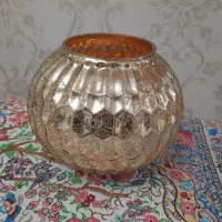 گلدان شیشه ای طلایی