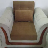 مبل راحتی فقط دوماه استفاده شده