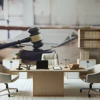 وکیل پایه یک دادگستری