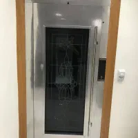 تخصصی فقط نظافت شیشه مسکونی تجاری