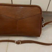 کیف چرم نو رنگ عسلی