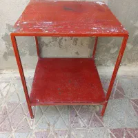 میز فلزی
