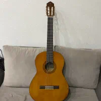 گیتار یاماها c40