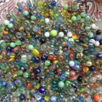 ۶۰۰ عدد تیله