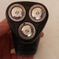 ماشین ریش تراش ۳تیغ فیلیپس مدل 4401 اصل هلند|آرایشی، بهداشتی، درمانی|اصفهان, احمدآباد|دیوار