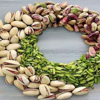 تولیدی مغز پسته و انواع خلال رزاقی