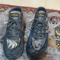 کفش محکم با قیمت منصفانه
