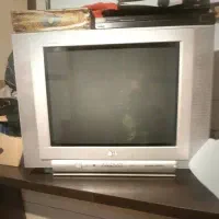 خانم بی سرپرست