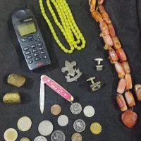 تعدادی اشیا عتیقه قدیمی